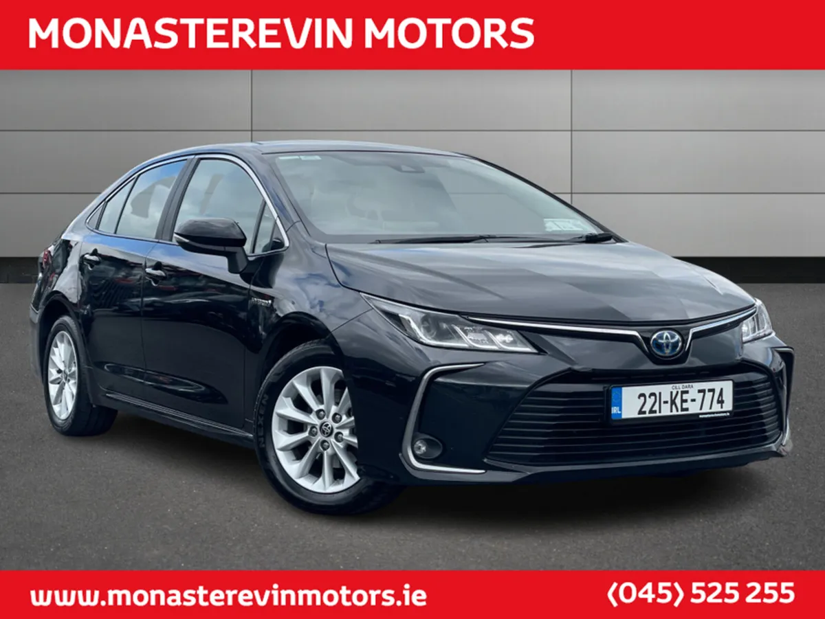 Toyota Corolla HYB LUNA SALOON 4DR AUTO - Image 2