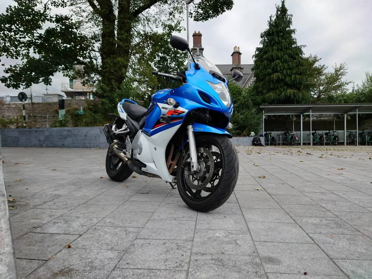 Suzuki GSX650F – sporty & cheap to insure - Image 4
