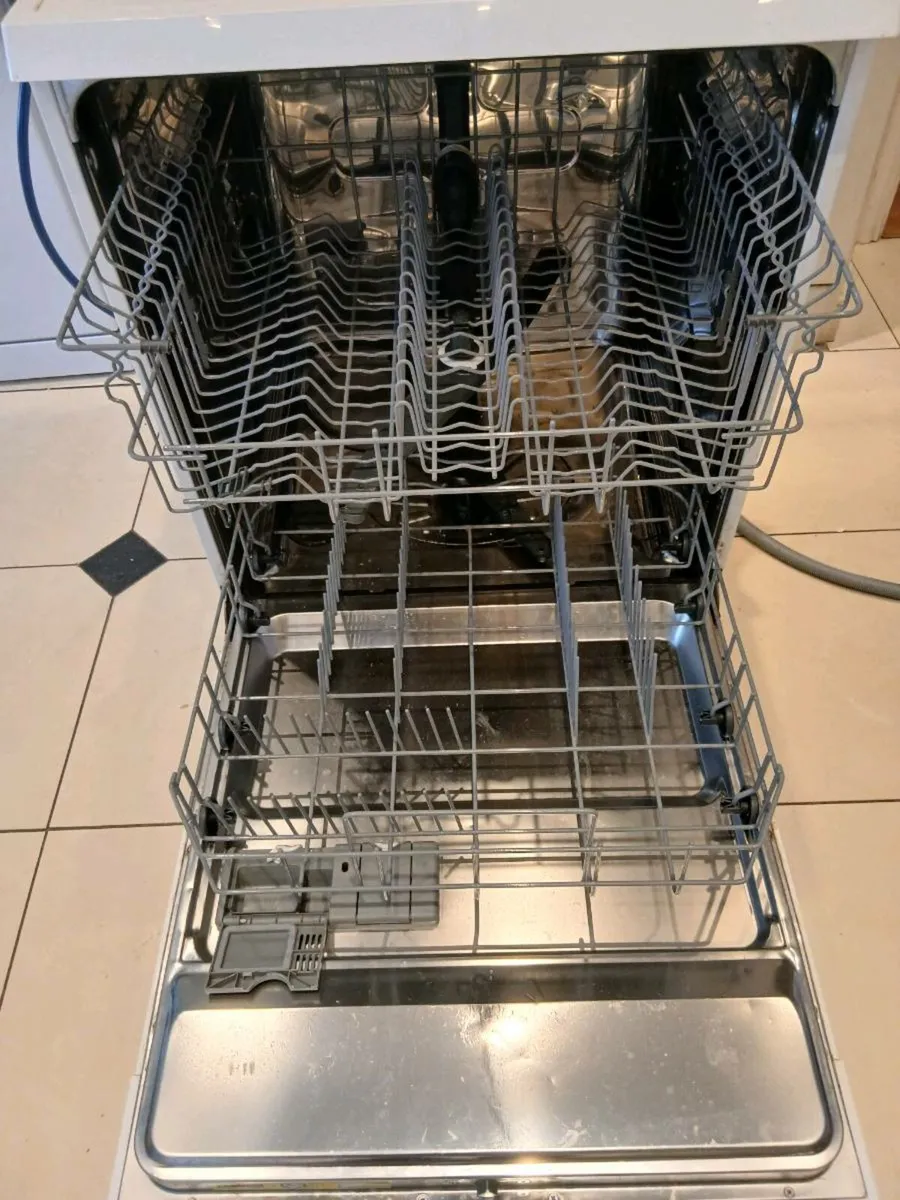 Zanussi Dishwasher - Image 2