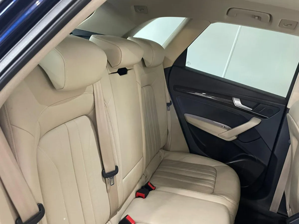 Audi Q5 2.0 TDI 190 Q S-TRONIC SE 4DR AUTO - Image 4