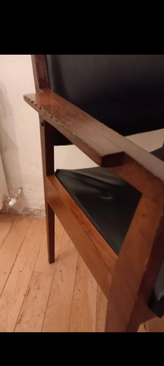 crannac leather chair - Image 3