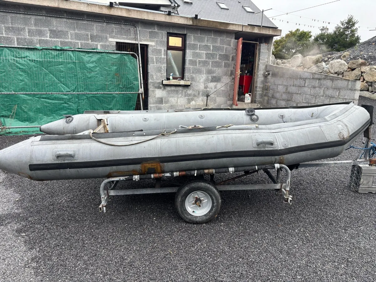 Boat - Image 3