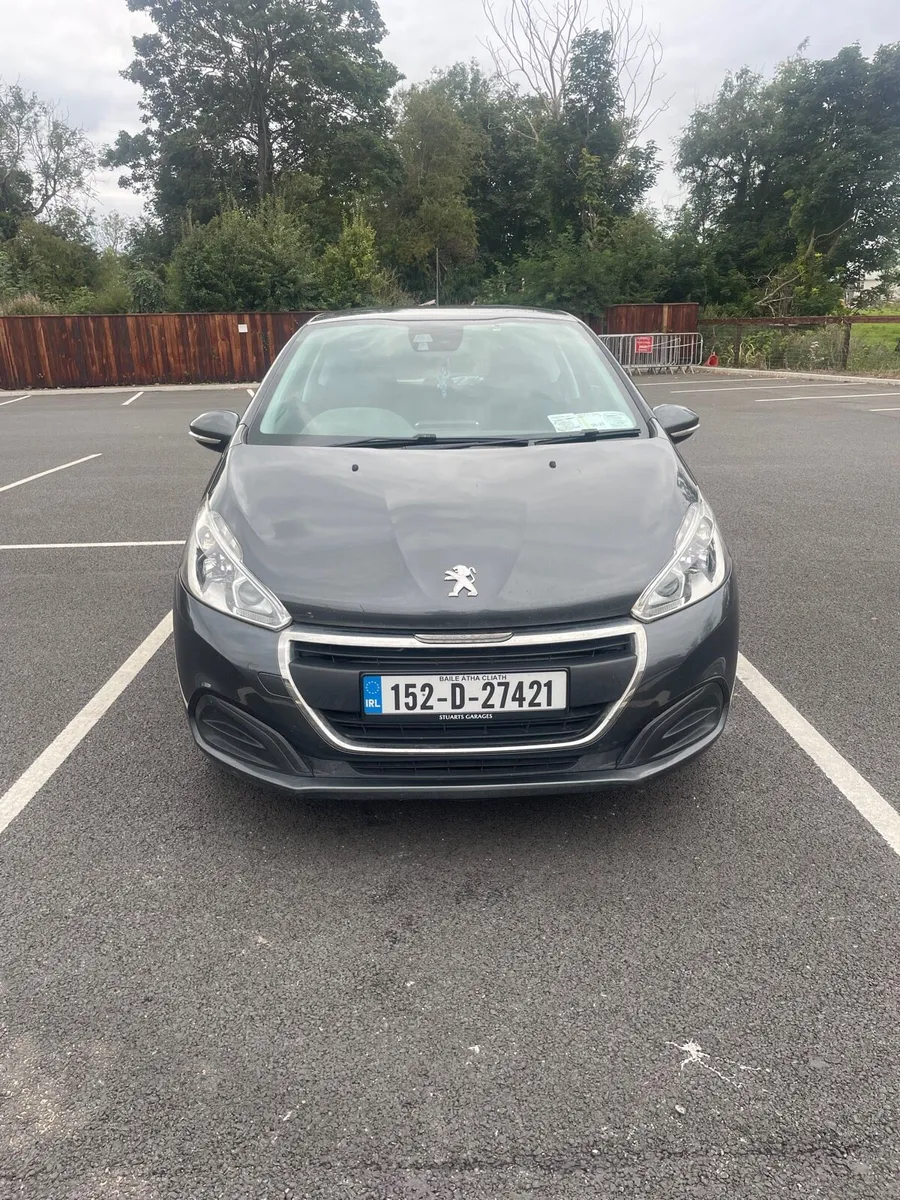 Peugeot 208, 1 litre petrol - Image 1