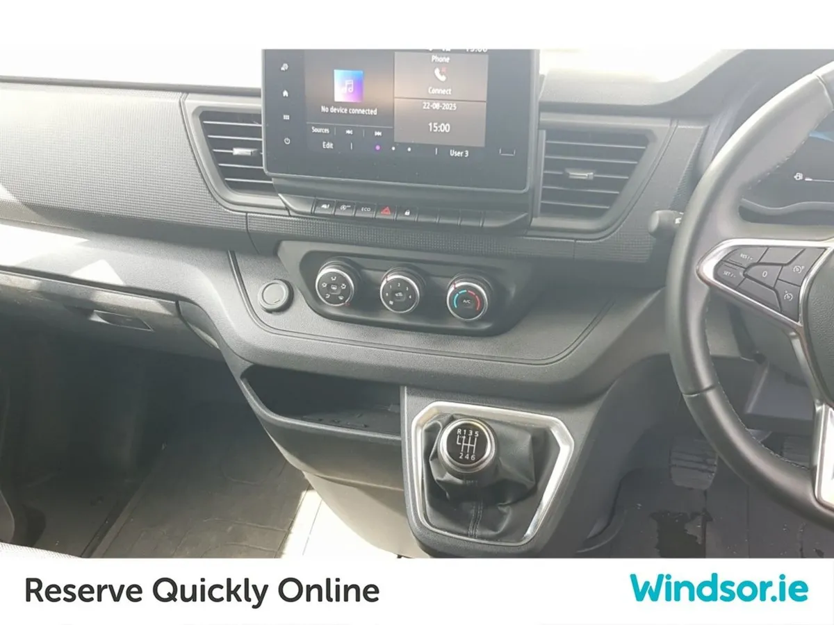 Nissan Primastar L2h1 130 SV Premium - Image 4
