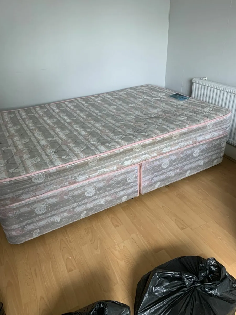 Bedroom - Image 2
