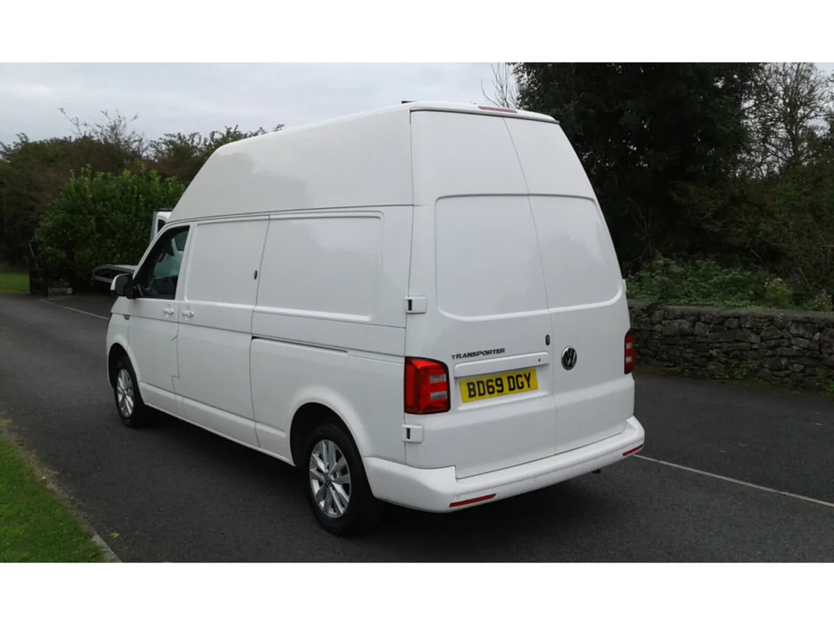 Volkswagen Transporter T30 HIGHLINE TDI P/V - Image 3