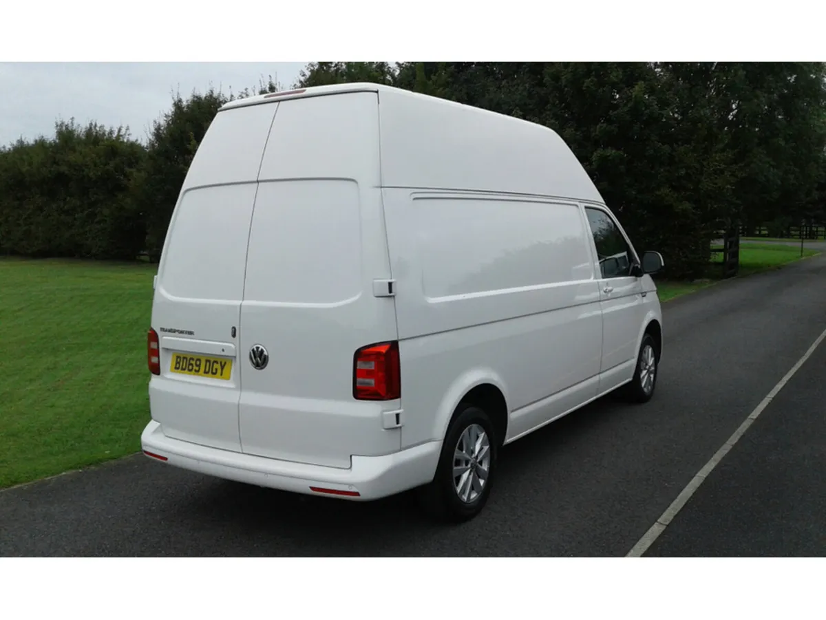 Volkswagen Transporter T30 HIGHLINE TDI P/V - Image 4