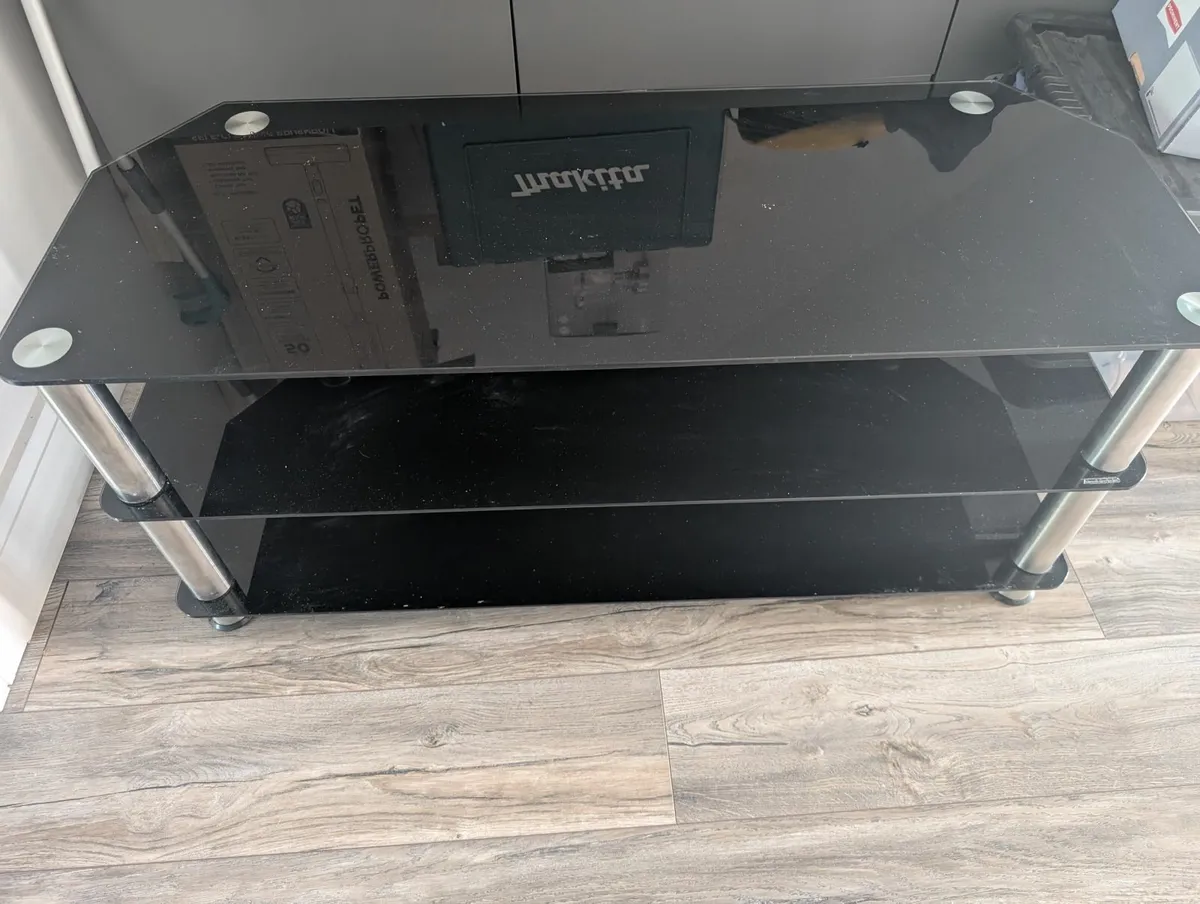 Tv stand