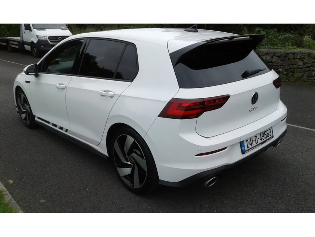 Volkswagen Golf GTI CLUBSPORT 300BHP - Image 4