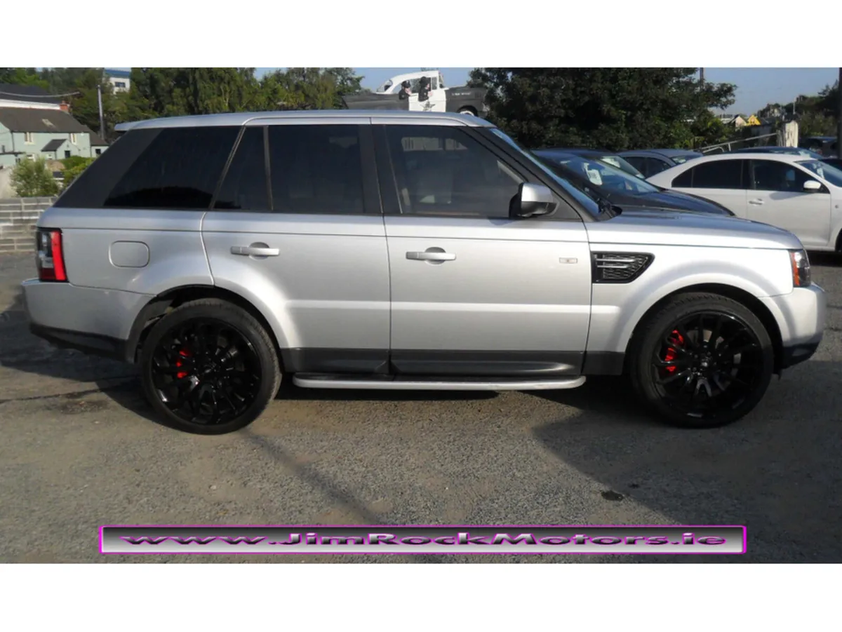 Land Rover Range Rover 3.0 V6 DIESEL SE 4DR AUTO - Image 4