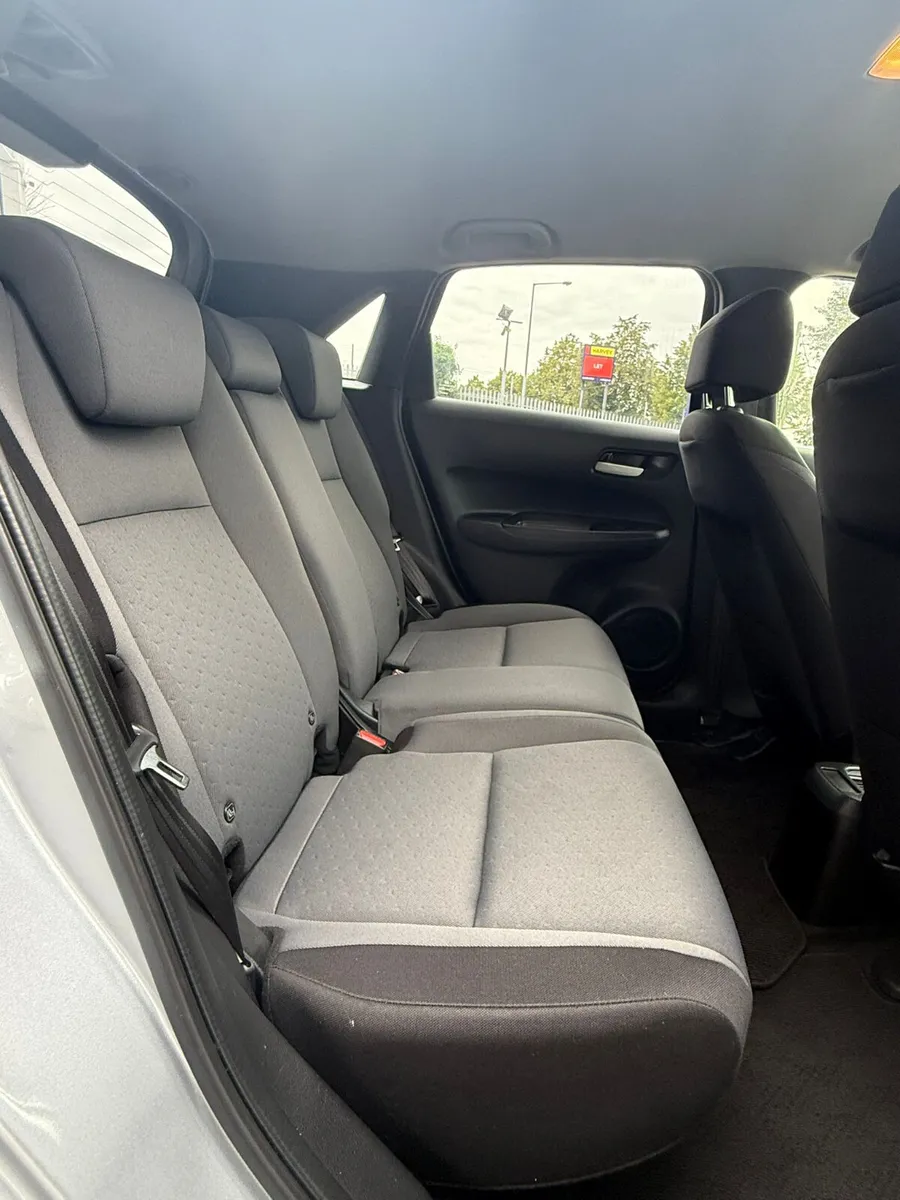 2022 Honda Fit/Jazz  Hybrid,Automatic Low Miles 47 - Image 4
