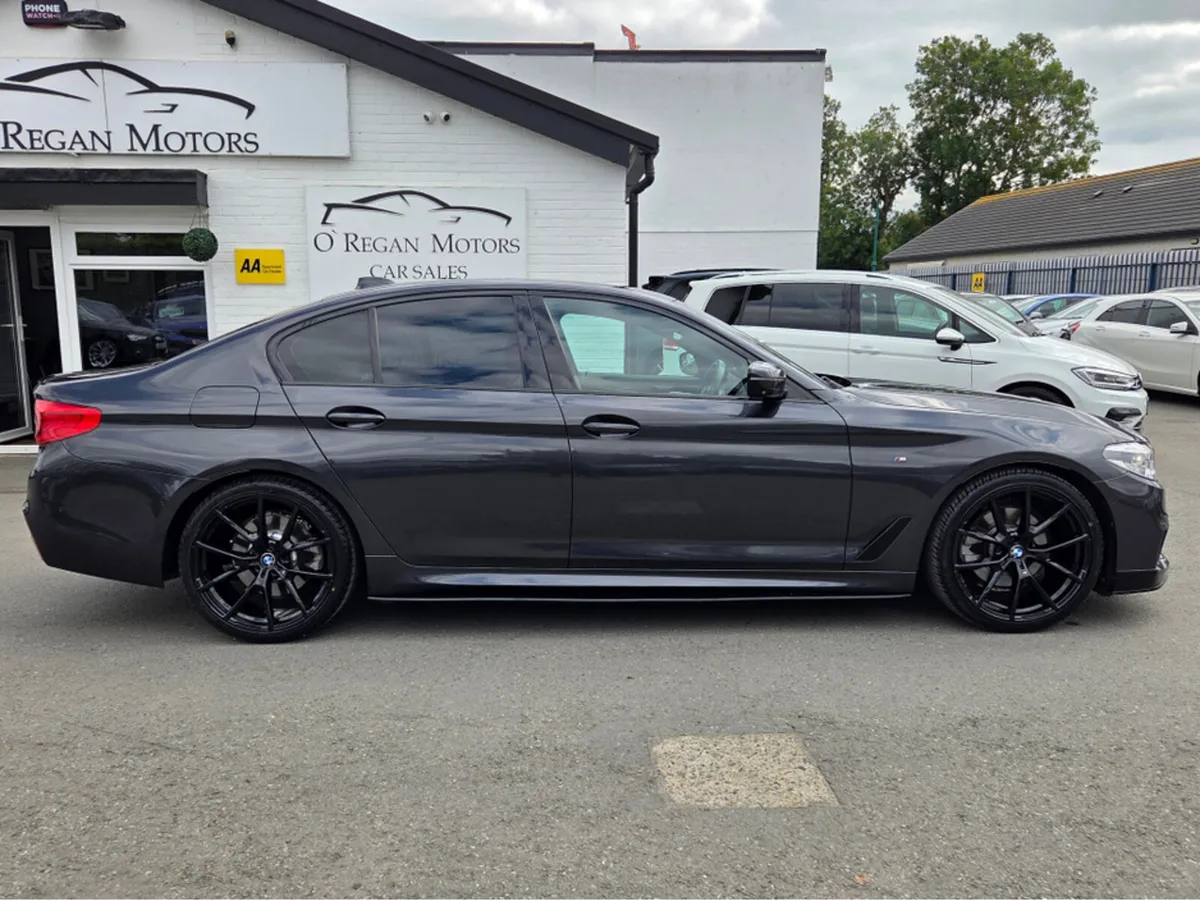 BMW 5-Series (182) M-SPORT M-PERFORMANCE - Image 2