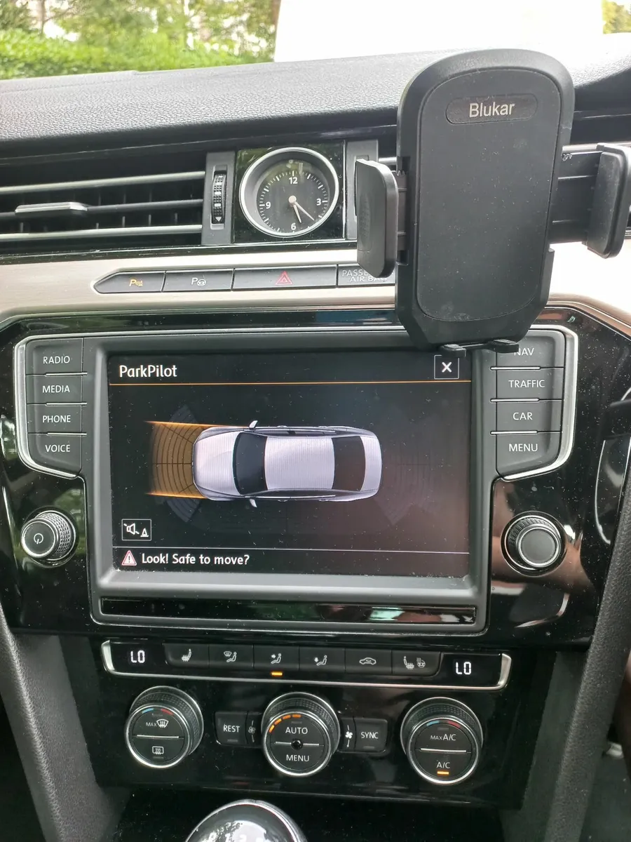 Volkswagen Passat 2016 - Image 4