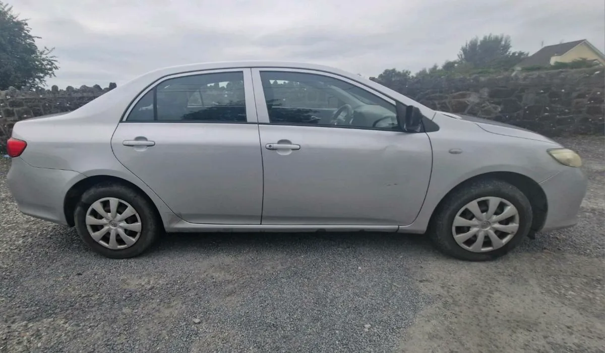 2008 Toyota Corrola - Image 3