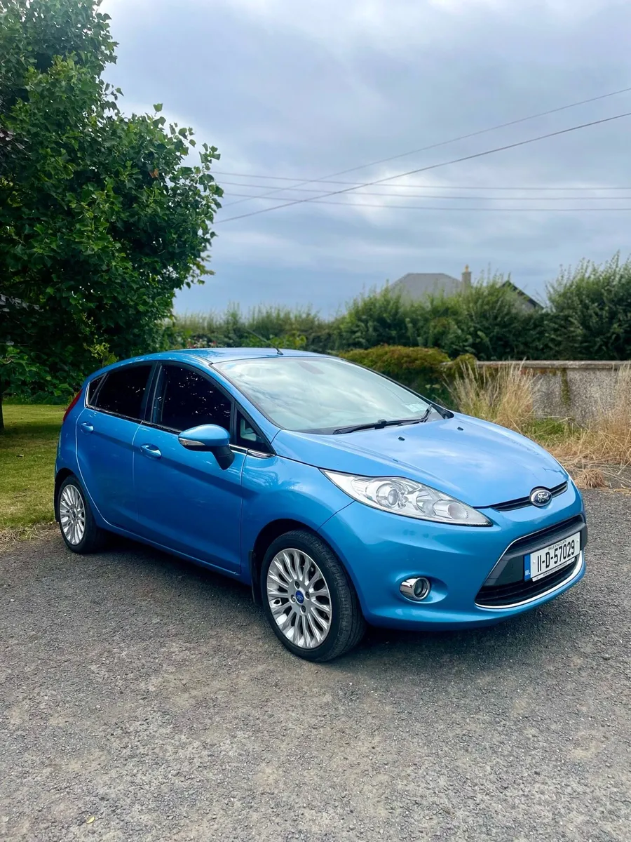2011 Ford Fiesta Titanium 1.4L Automatic - Blue - Image 1