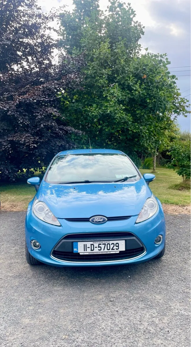 2011 Ford Fiesta Titanium 1.4L Automatic - Blue - Image 2