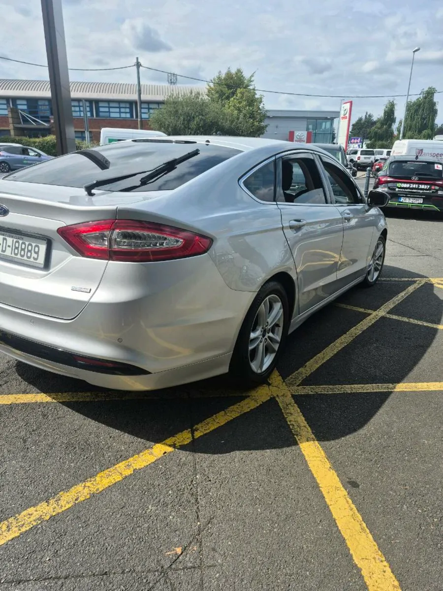 Ford Mondeo - Image 4