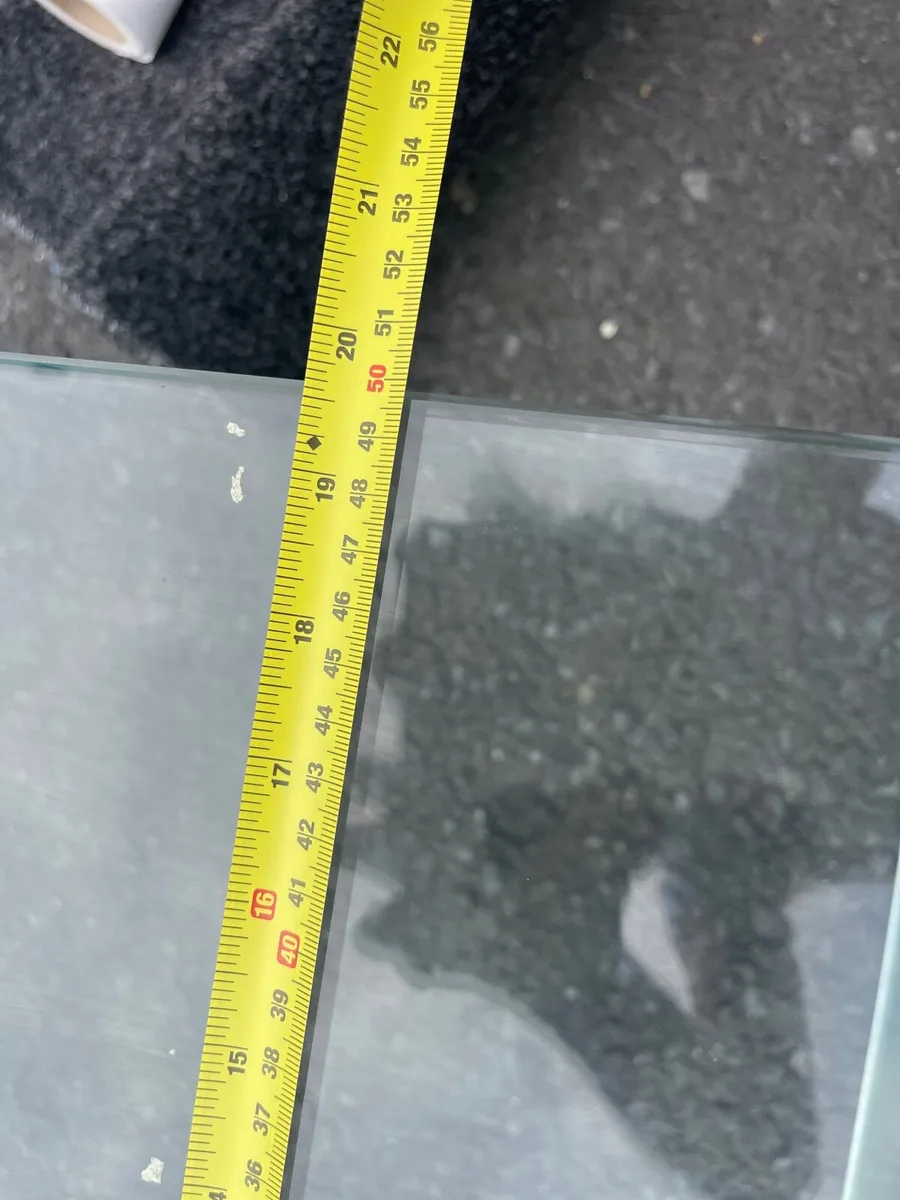 Glass  table - Image 3