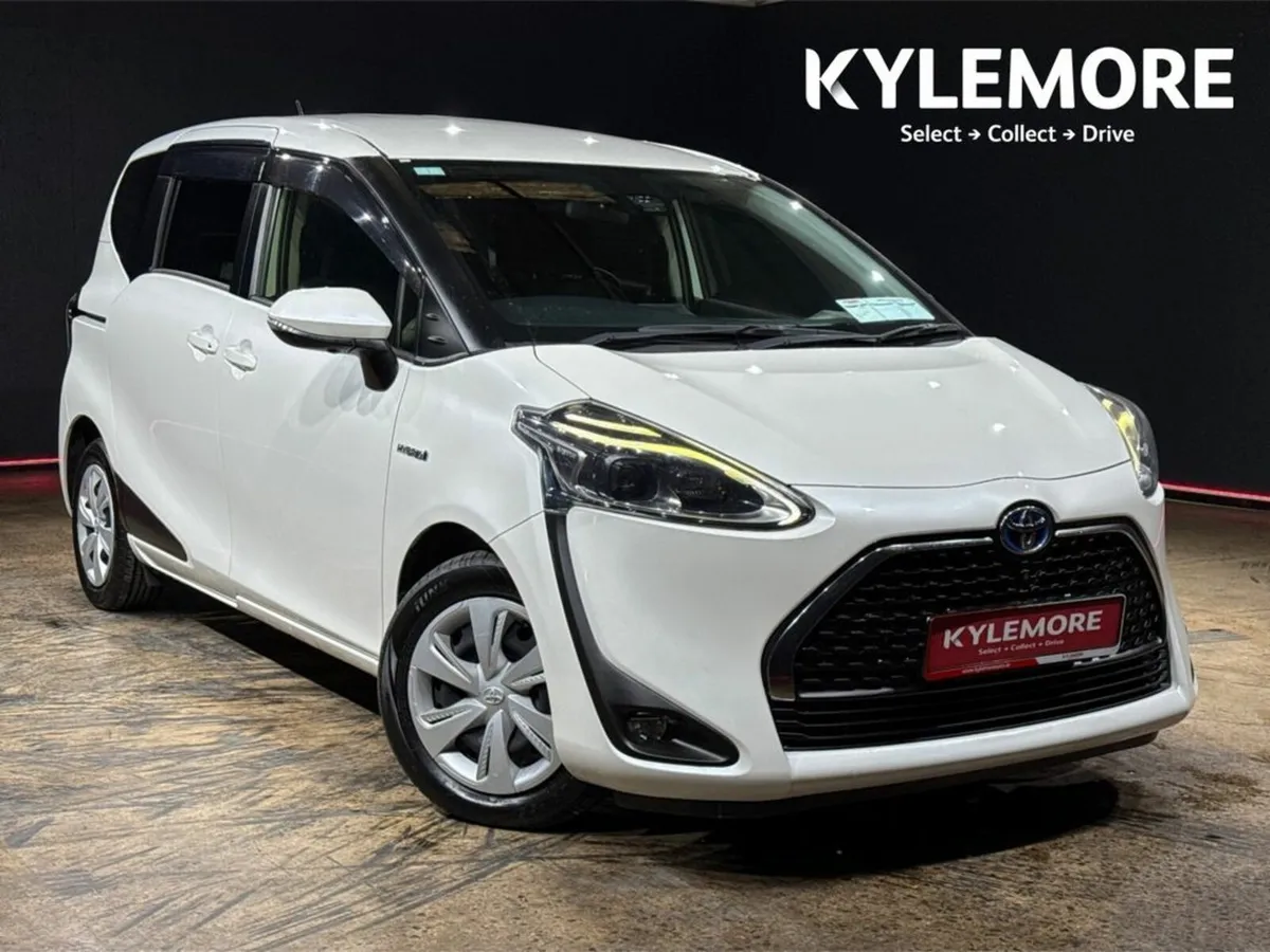 Toyota Sienta 7 SEATER - Image 1
