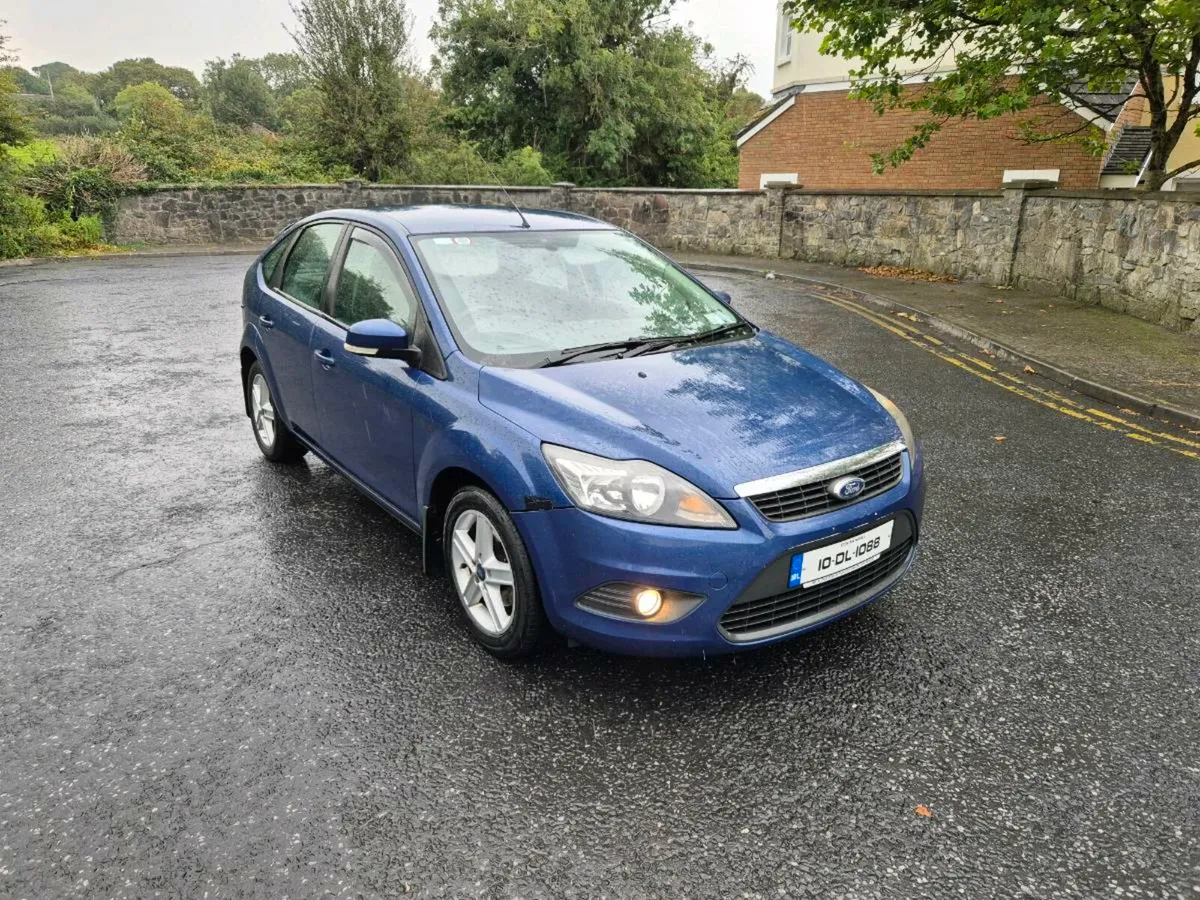 2010 FORD FOCUS - Image 2