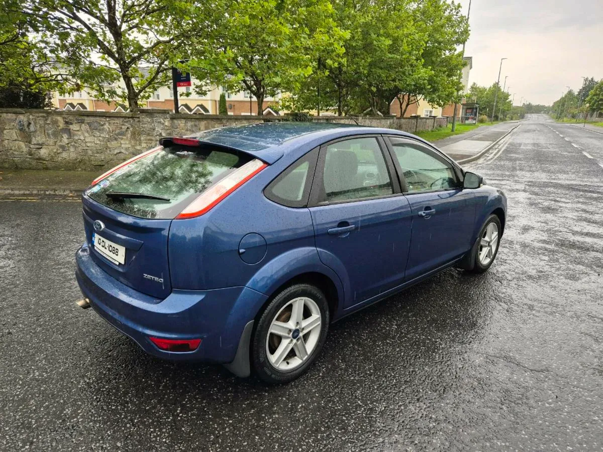 2010 FORD FOCUS - Image 4