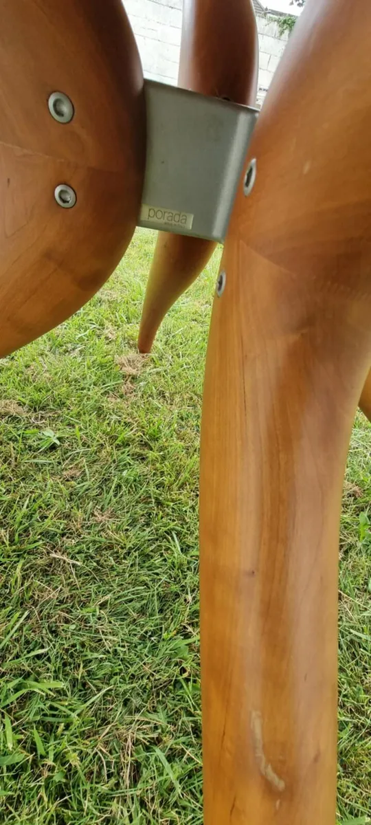 Large table - Image 4