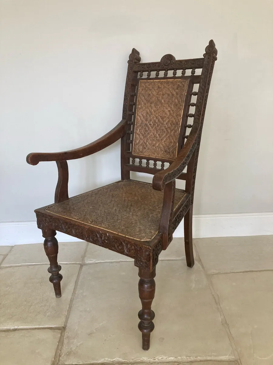 Carver /Arm chair - Image 1