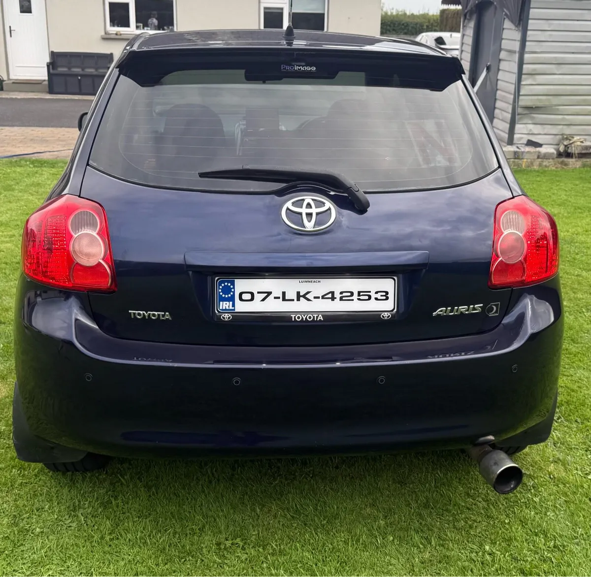 Car - Image 4