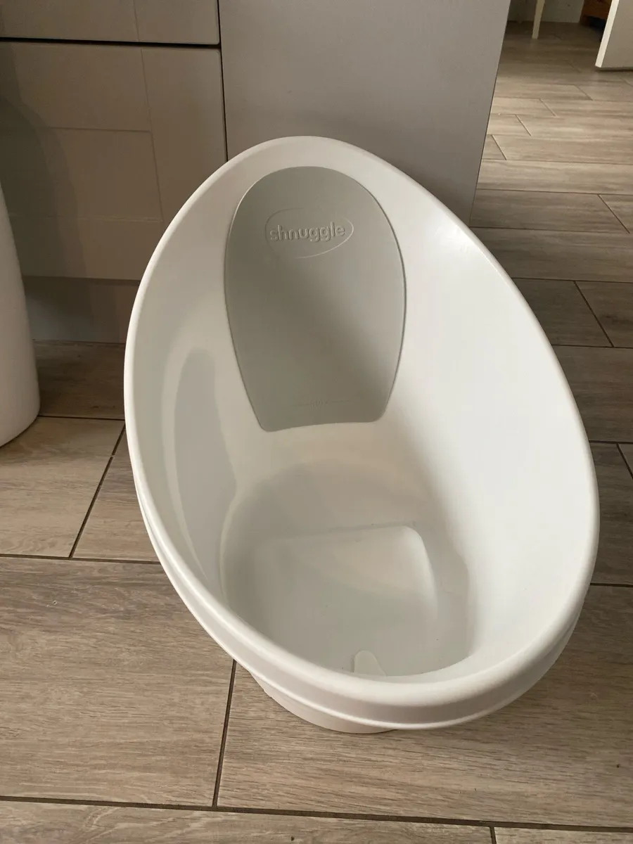 Shnuggle Baby Bath - Image 1