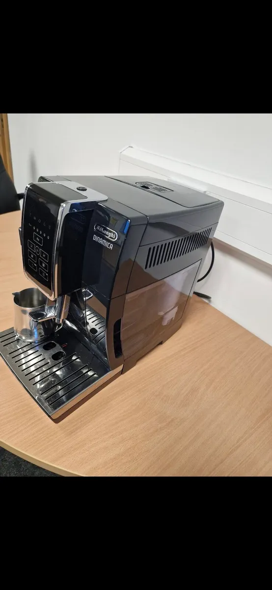 Delonghi dinamica coffee machine - Image 3