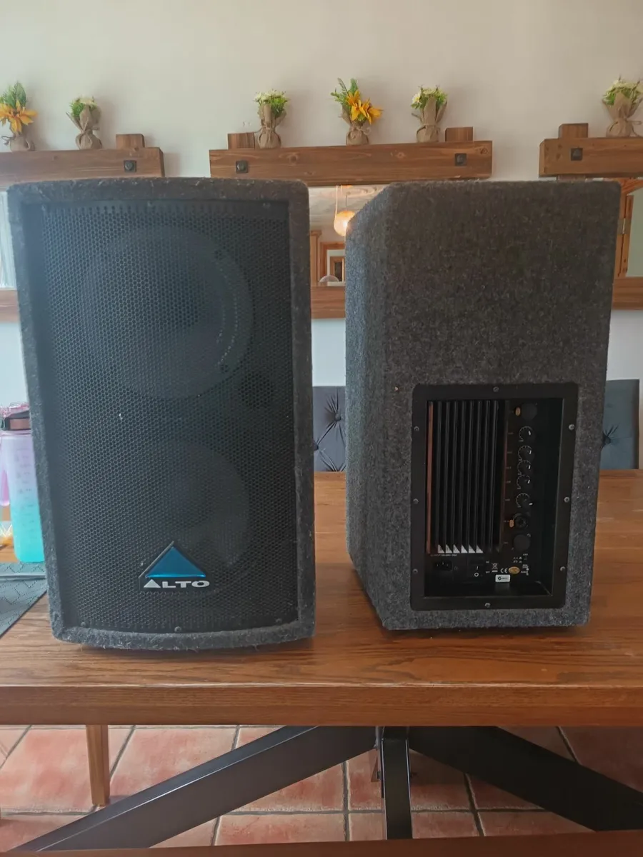 Alto Elvis active PA speakers - Image 3