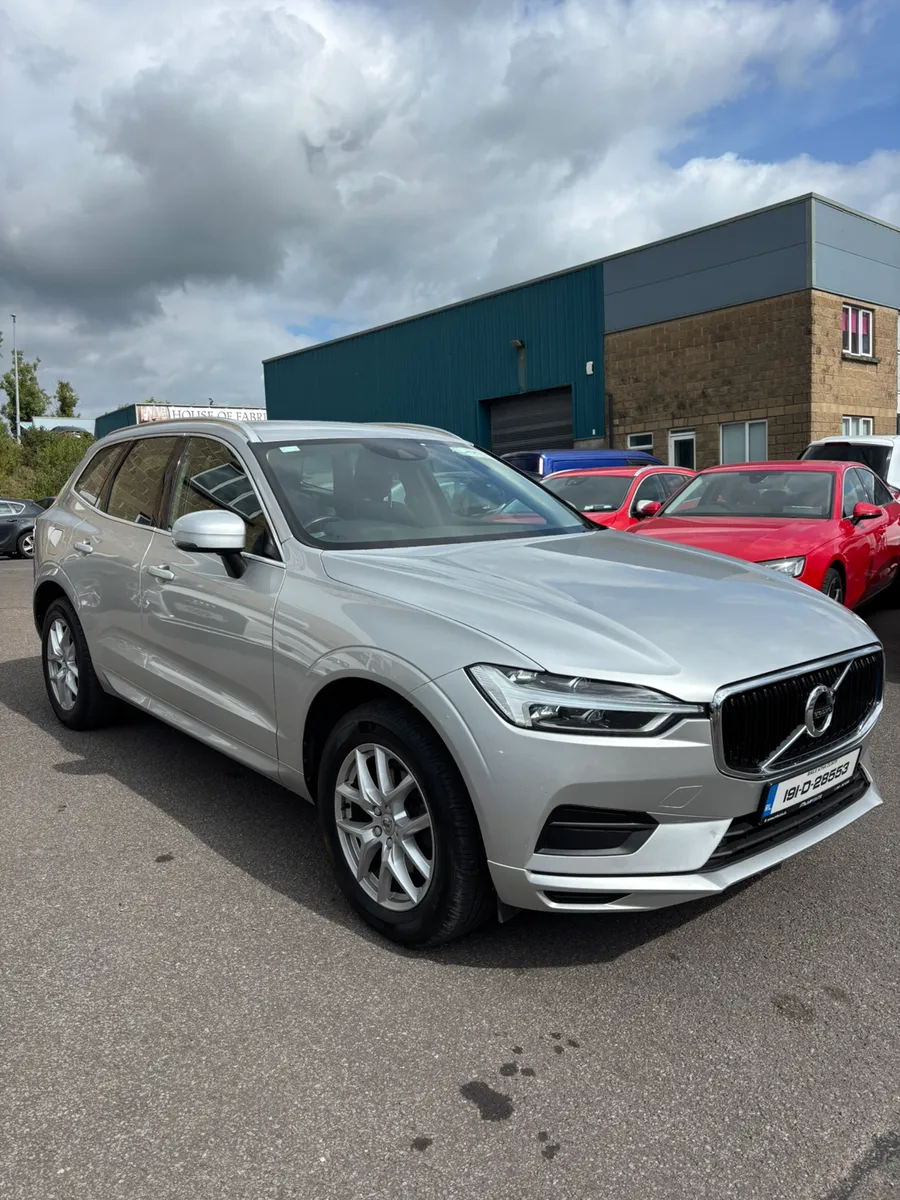 VOLVO XC60 - Image 2