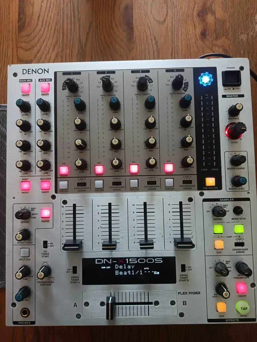 Denon DNX-1500S 4CH mixer - Image 1