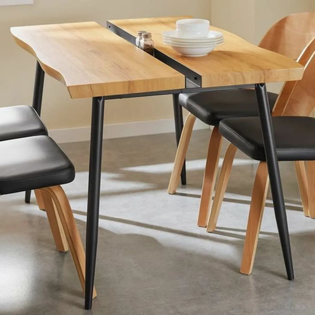 Dining Room Table for 4 People modern practical - Image 4