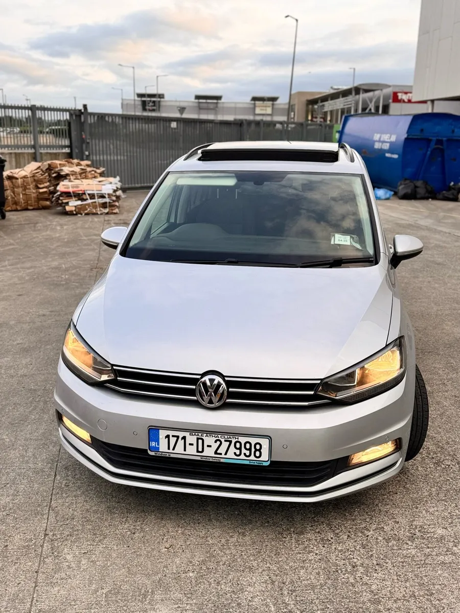 Volkswagen touran - Image 4