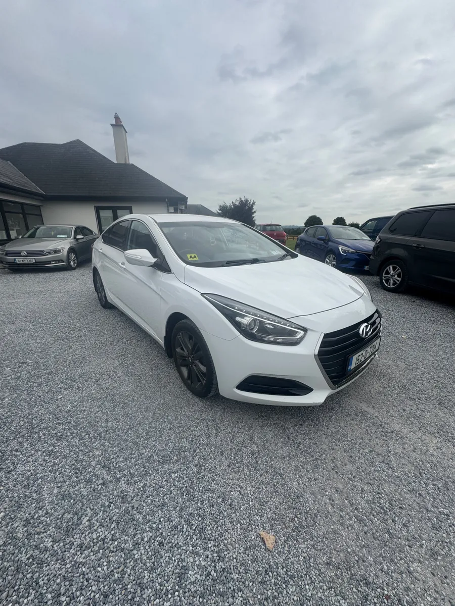 Hyundai i40 2015 diesel - Image 2