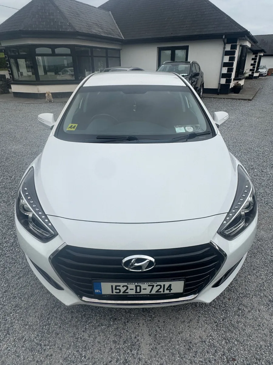 Hyundai i40 2015 diesel - Image 4