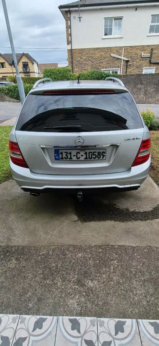 Mercedes c class estate - Image 3