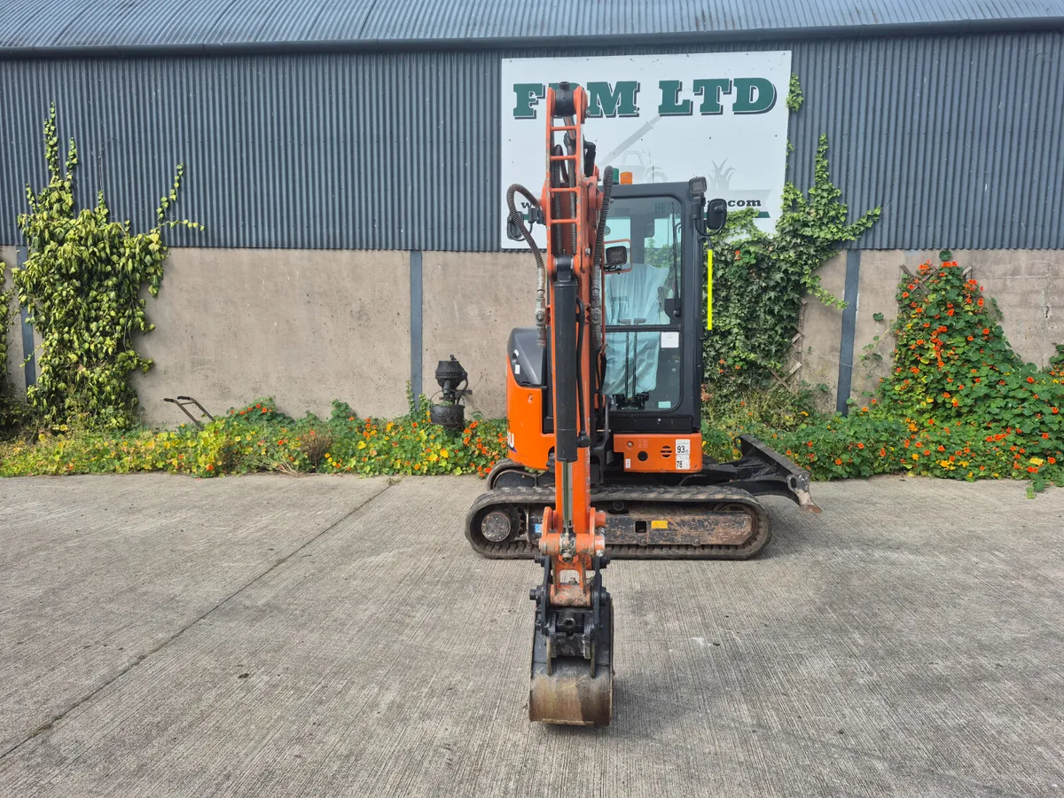 Hitachi ZX 26U - Image 2