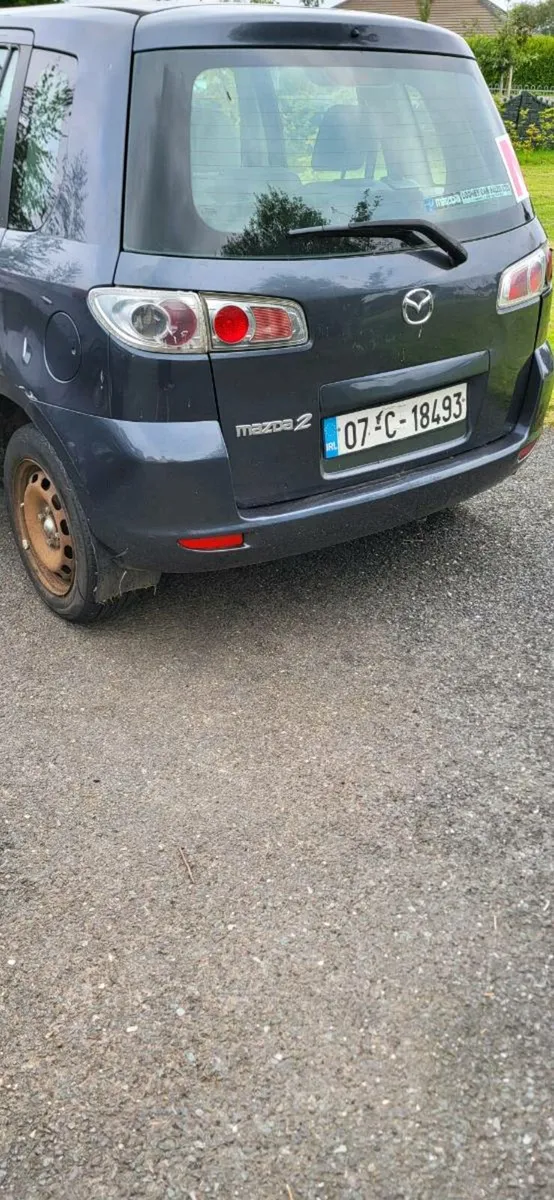 Mazda 2 - Image 2