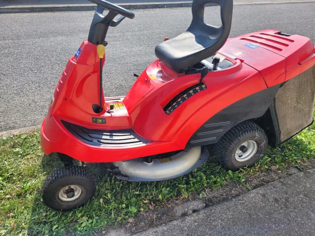 Honda lawnmower - Image 1