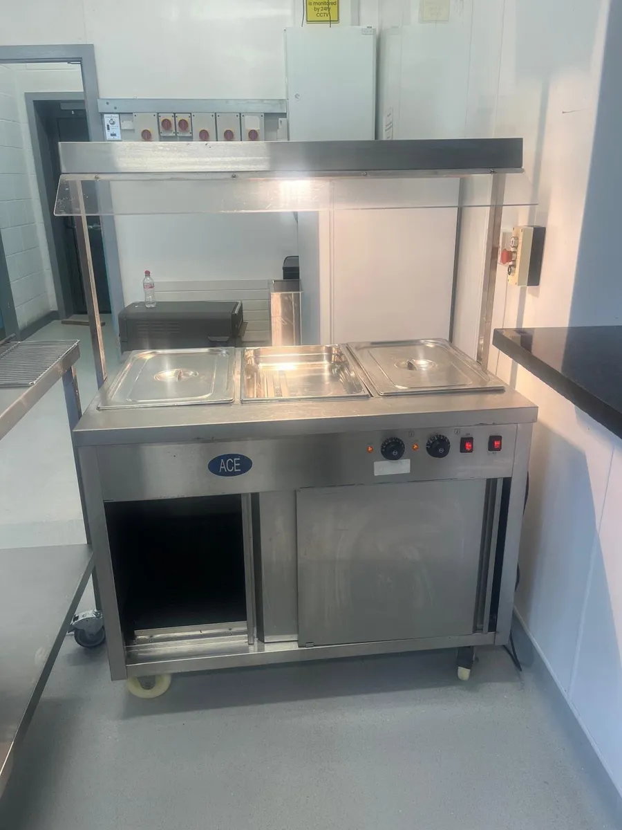 Commercial kitchen - Image 3