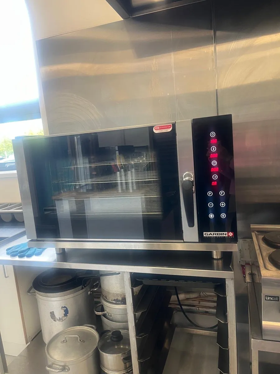 Commercial kitchen - Image 4