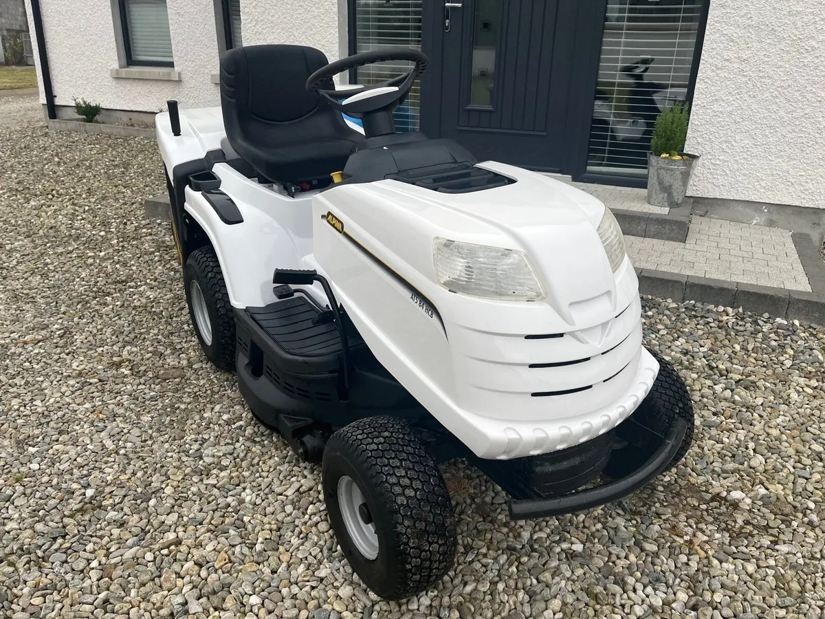 Mountfield 15hp 36inch cut hydrostatic ride on law - Image 2