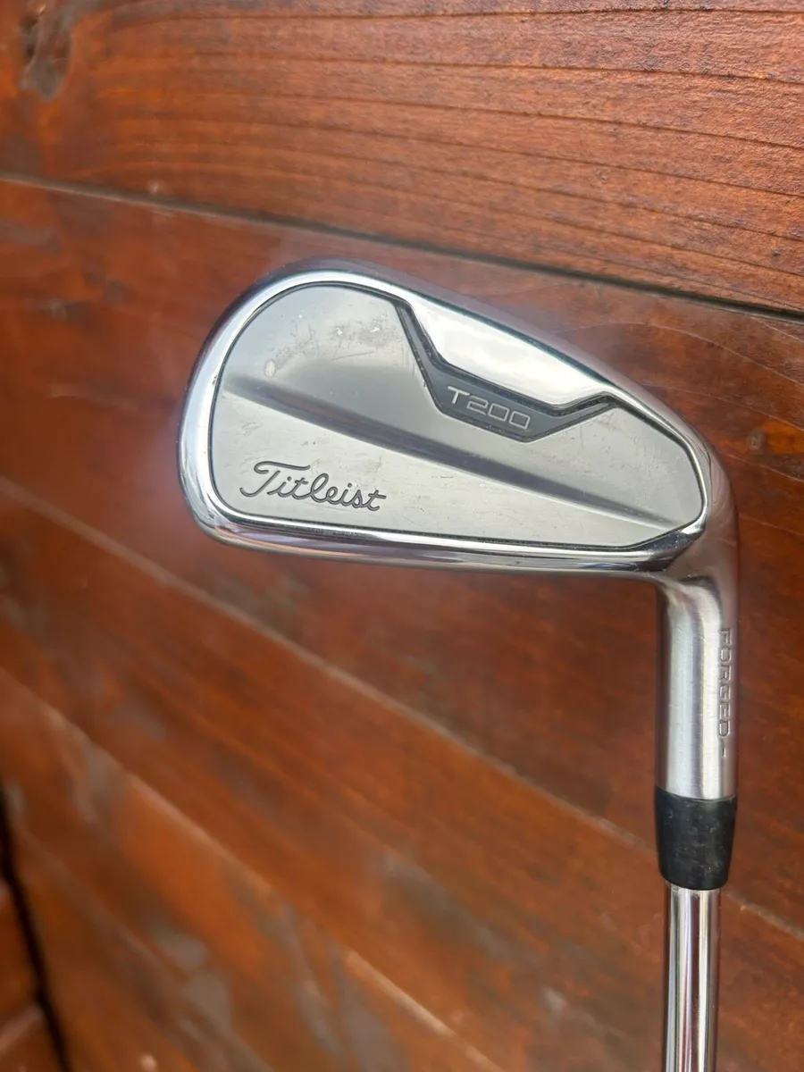 Titliest t200 irons - Image 1