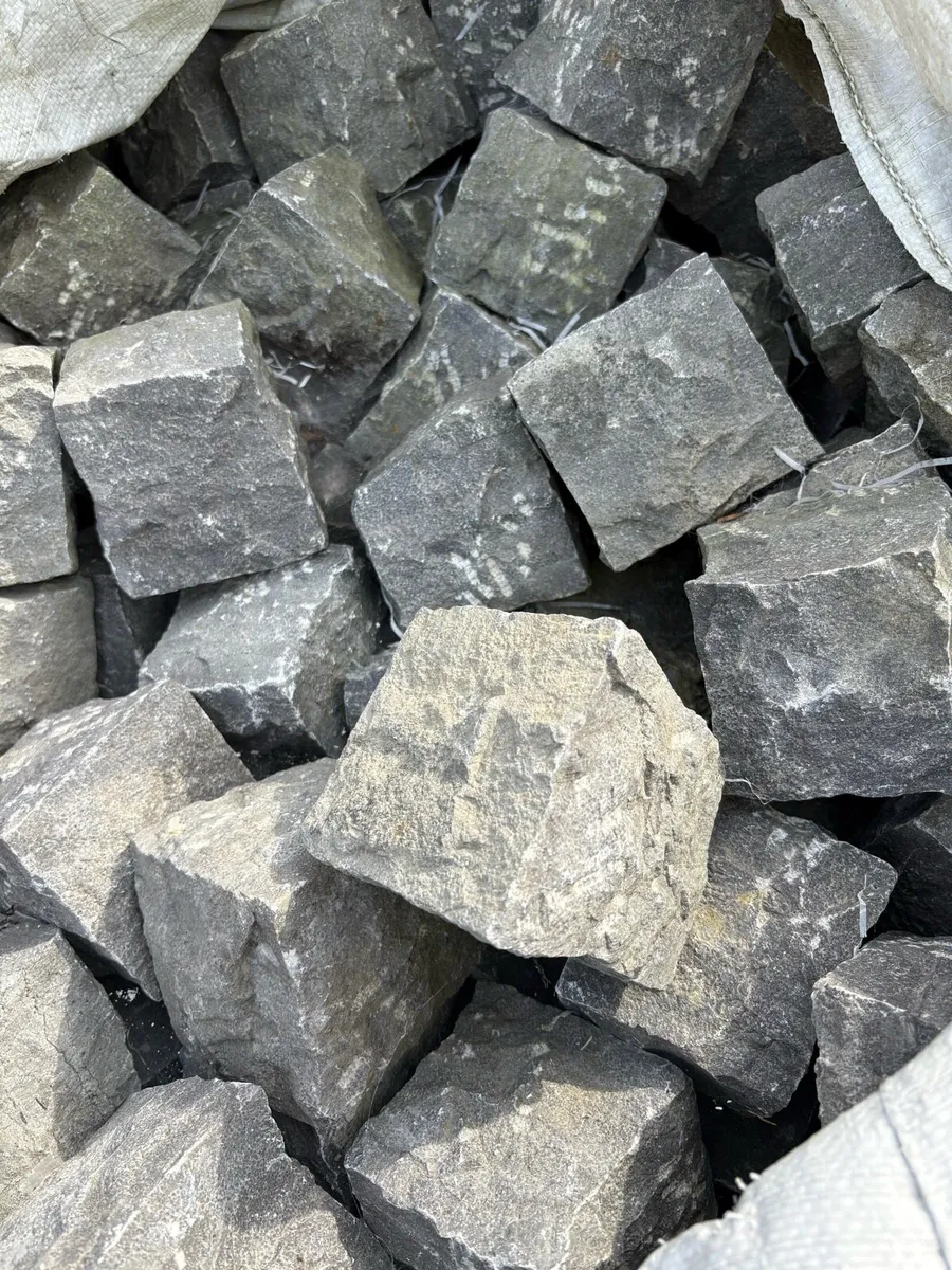 Granite Sets - Image 1