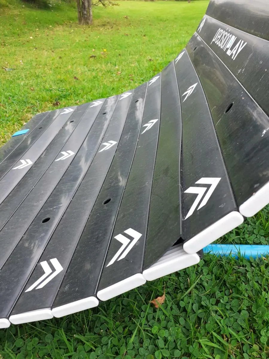 Soccer rebounder - Image 3
