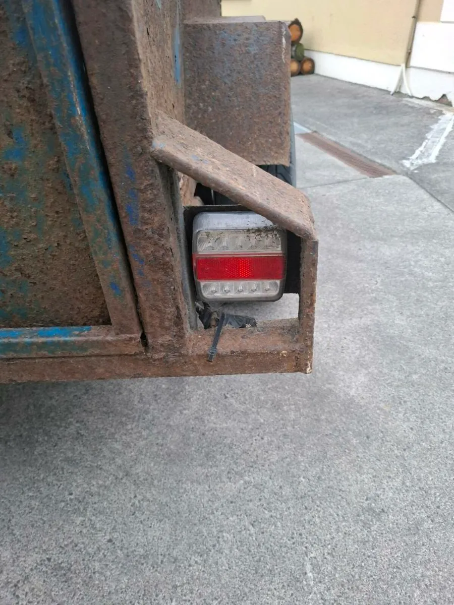 8"3 x 4"3  trailer - Image 4