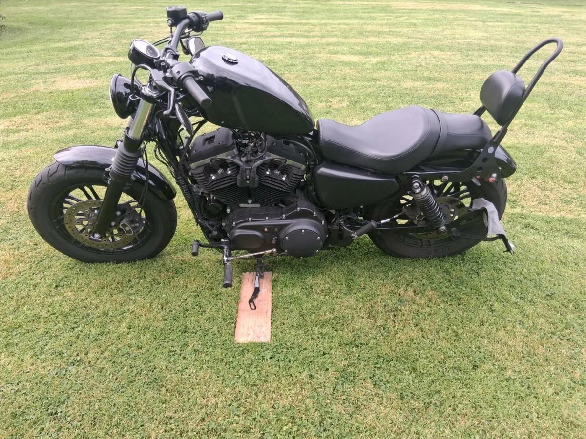Harley davidson sportster - Image 3