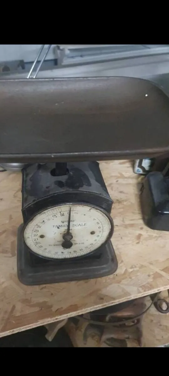 antique hughes family scales - Image 3
